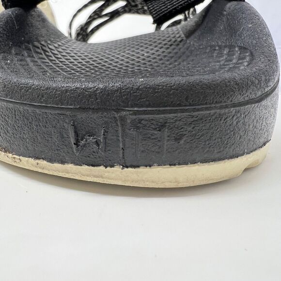 Chaco Classic Women Strappy Sandal- W 11 - Picture 9 of 9